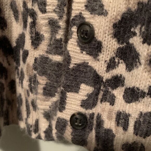 Leopard print cardigan    - Picture 4 of 6